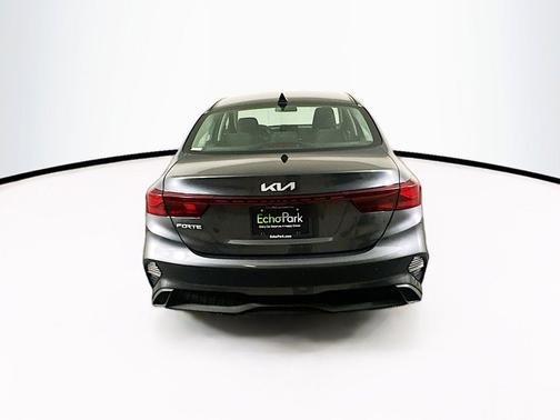 Gravity Gray 2024 Kia Forte LXS