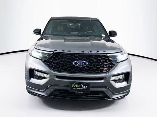Carbonized Gray Metallic 2022 Ford Explorer ST