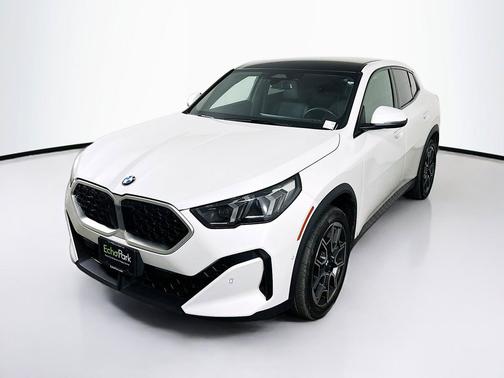 White 2025 BMW X2 xDrive28i