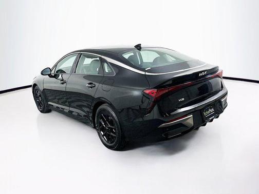 Aurora Black Pearl 2025 Kia K5 LXS