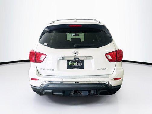 2020 Nissan Pathfinder Platinum 2WD