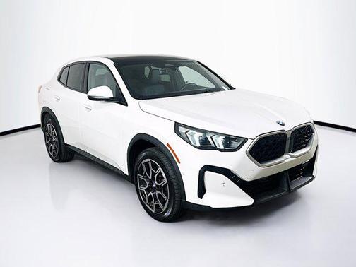 2025 BMW X2 xDrive28i