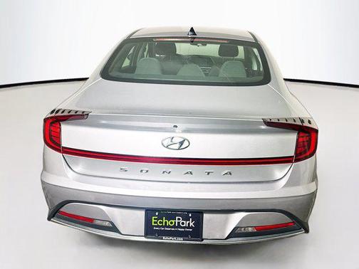 2021 Hyundai SONATA SE