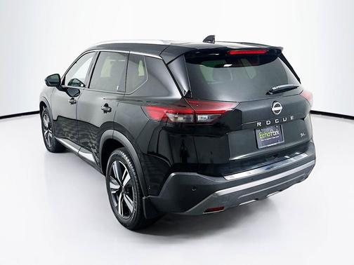Super Black 2023 Nissan Rogue SL