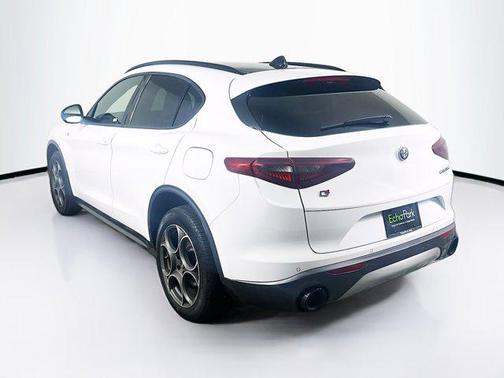2022 Alfa Romeo Stelvio Ti
