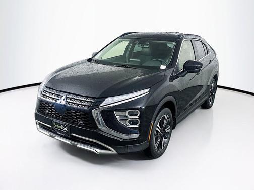 Labrador Black Pearl 2023 Mitsubishi Eclipse Cross SE