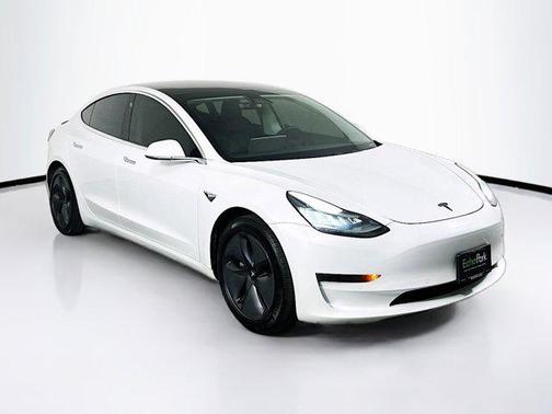 2020 Tesla Model 3 Standard Range