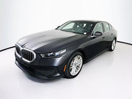 Dark Graphite Metallic 2025 BMW 530 530i