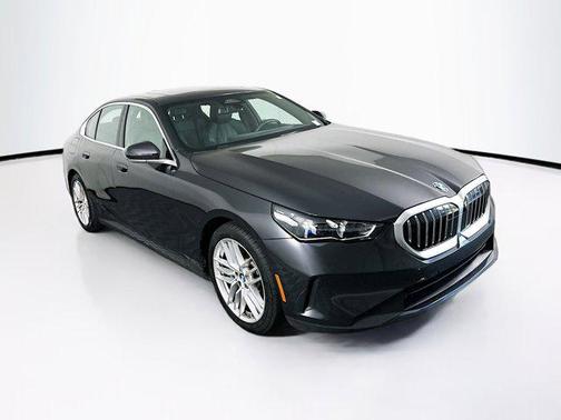 Dark Graphite Metallic 2025 BMW 530 530i