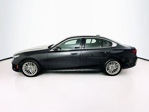 Dark Graphite Metallic 2025 BMW 530 530i