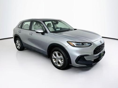 Lunar Silver Metallic 2024 Honda HR-V LX