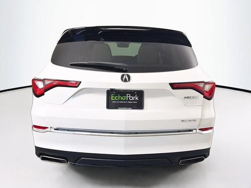 Platinum White Pearl 2023 Acura MDX Standard