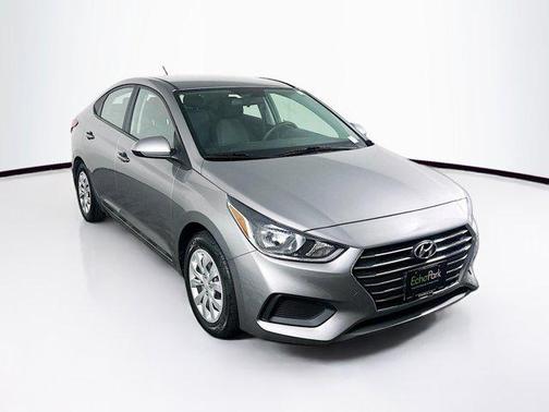 2022 Hyundai Accent SE