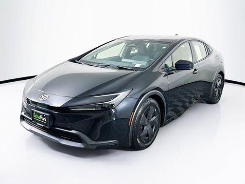 2024 Toyota Prius LE