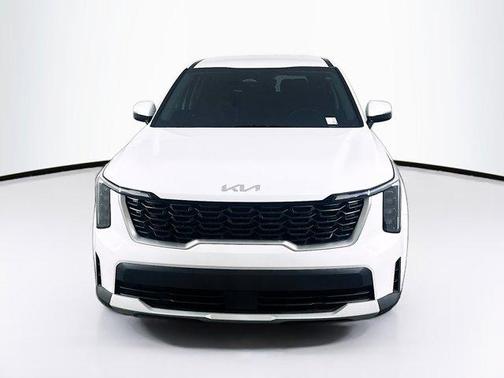 2024 Kia Sorento LX
