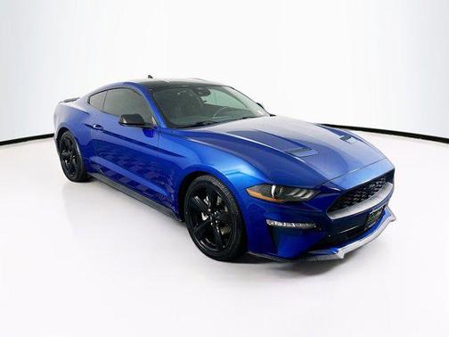 2022 Ford Mustang EcoBoost