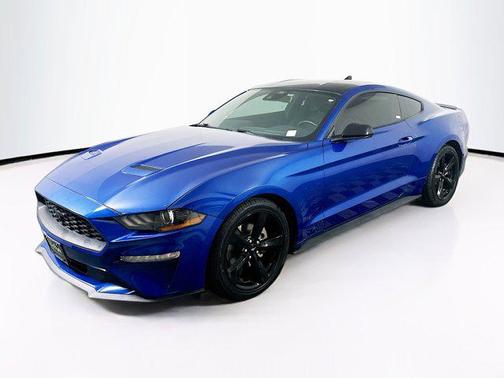 2022 Ford Mustang EcoBoost