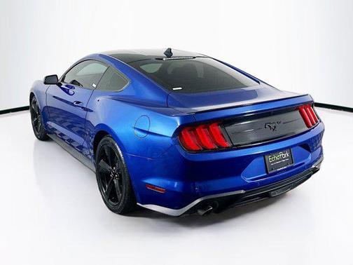 2022 Ford Mustang EcoBoost