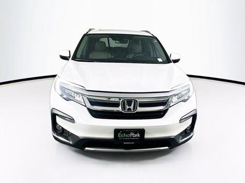 2022 Honda Pilot Touring 8-Passenger