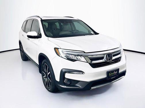 2022 Honda Pilot Touring 8-Passenger