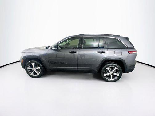 2022 Jeep Grand Cherokee 4xe Base