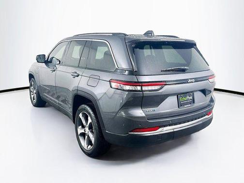 2022 Jeep Grand Cherokee 4xe Base