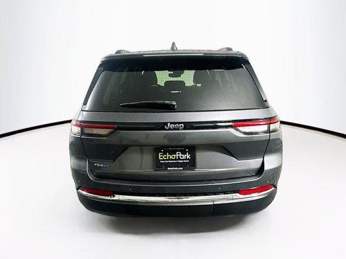 2022 Jeep Grand Cherokee 4xe Base