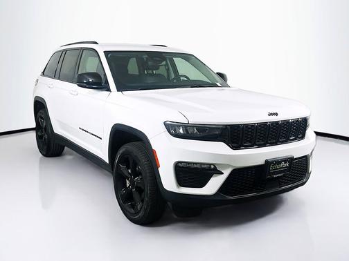 Bright White Clearcoat 2023 Jeep Grand Cherokee Limited