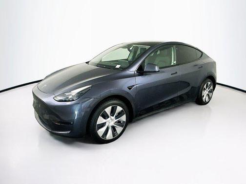 2022 Tesla Model Y Long Range Dual Motor All-Wheel Drive