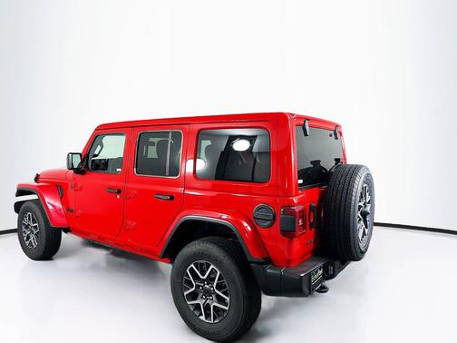Firecracker Red Clearcoat 2025 Jeep Wrangler 4-Door Sahara 4x4