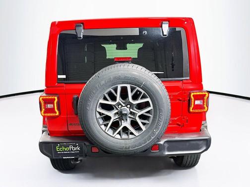 Firecracker Red Clearcoat 2025 Jeep Wrangler 4-Door Sahara 4x4