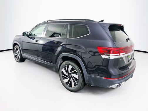 2025 Volkswagen Atlas 2.0T SE w/Technology 4MOTION
