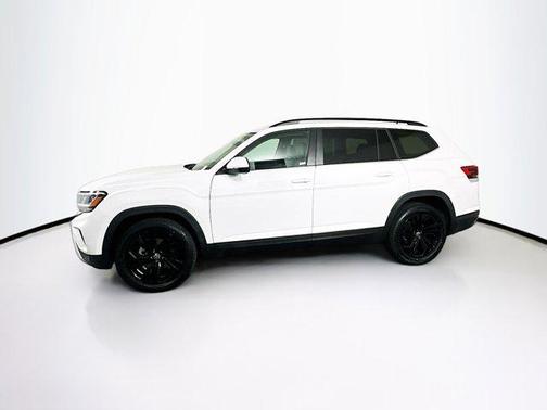 2023 Volkswagen Atlas 3.6L SE w/Technology