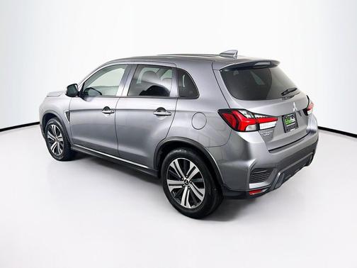 Mercury Gray Metallic 2024 Mitsubishi Outlander Sport SE
