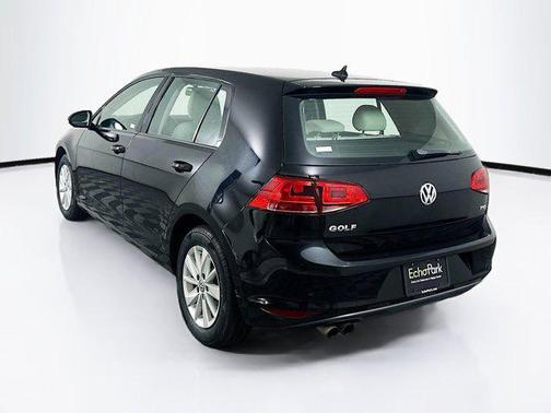 2017 Volkswagen Golf TSI S 4-Door