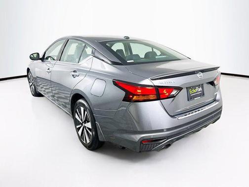 2022 Nissan Altima 2.5 SL