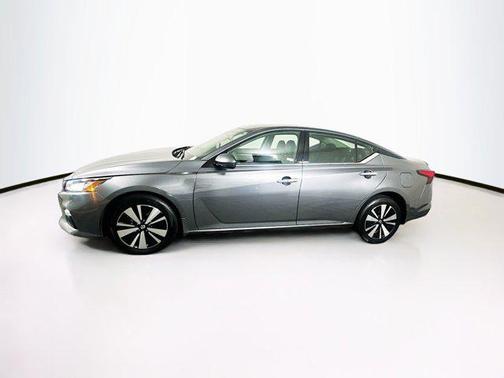 2022 Nissan Altima 2.5 SL