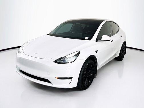 2023 Tesla Model Y Long Range Dual Motor All-Wheel Drive