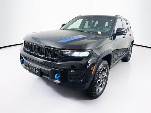 2022 Jeep Grand Cherokee 4xe Trailhawk