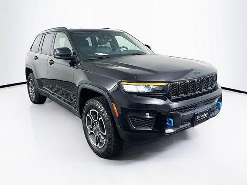 2022 Jeep Grand Cherokee 4xe Trailhawk