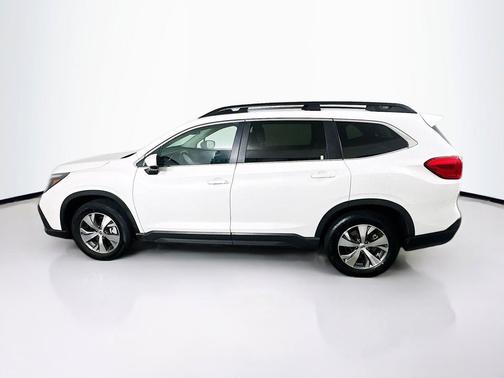 Crystal White Pearl 2025 Subaru Ascent Premium 7-Passenger