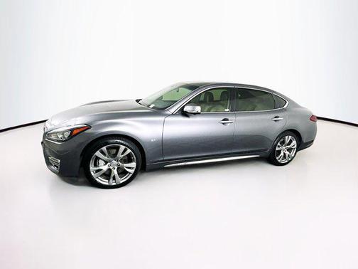 2015 INFINITI Q70L 3.7