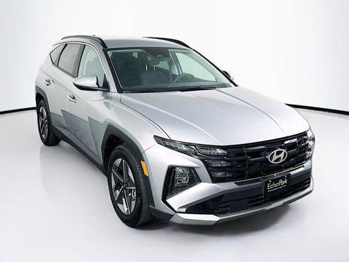 Shimmering Silver 2025 Hyundai TUCSON SEL
