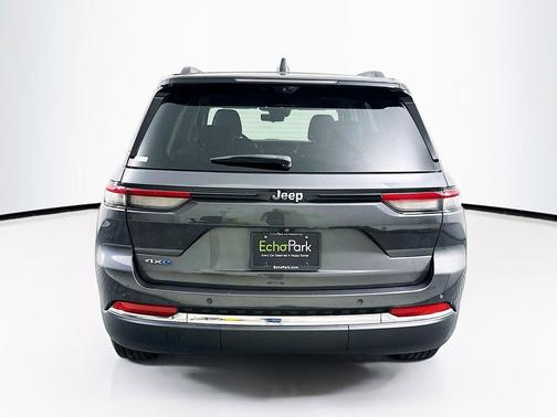 Baltic Gray Metallic Clearcoat 2022 Jeep Grand Cherokee 4xe Base