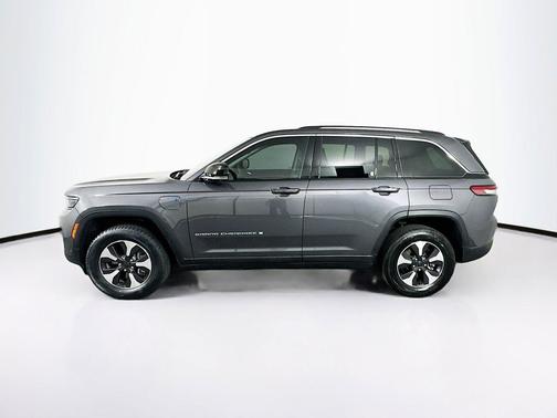 Baltic Gray Metallic Clearcoat 2022 Jeep Grand Cherokee 4xe Base
