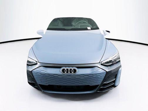 Kemora Gray Metallic 2023 Audi e-tron GT Premium Plus quattro