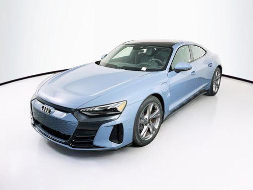 Kemora Gray Metallic 2023 Audi e-tron GT Premium Plus quattro