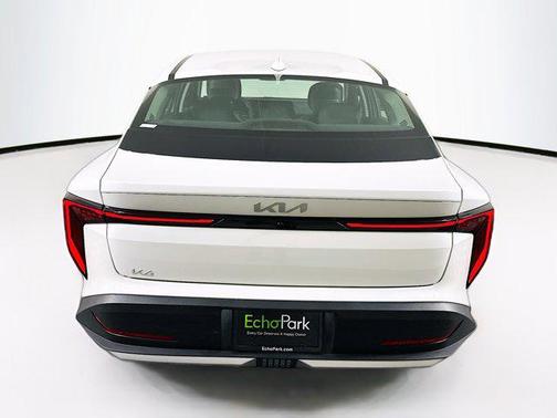 Snow White Pearl 2025 Kia K4 LXS