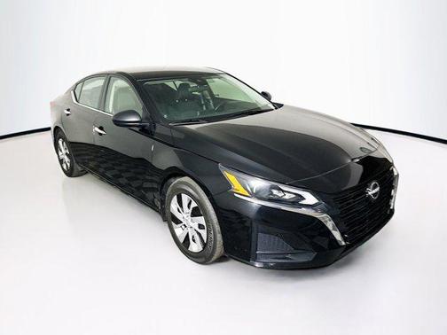 2024 Nissan Altima S FWD