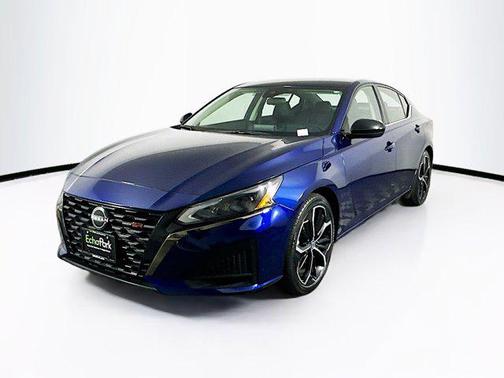 2023 Nissan Altima SR FWD